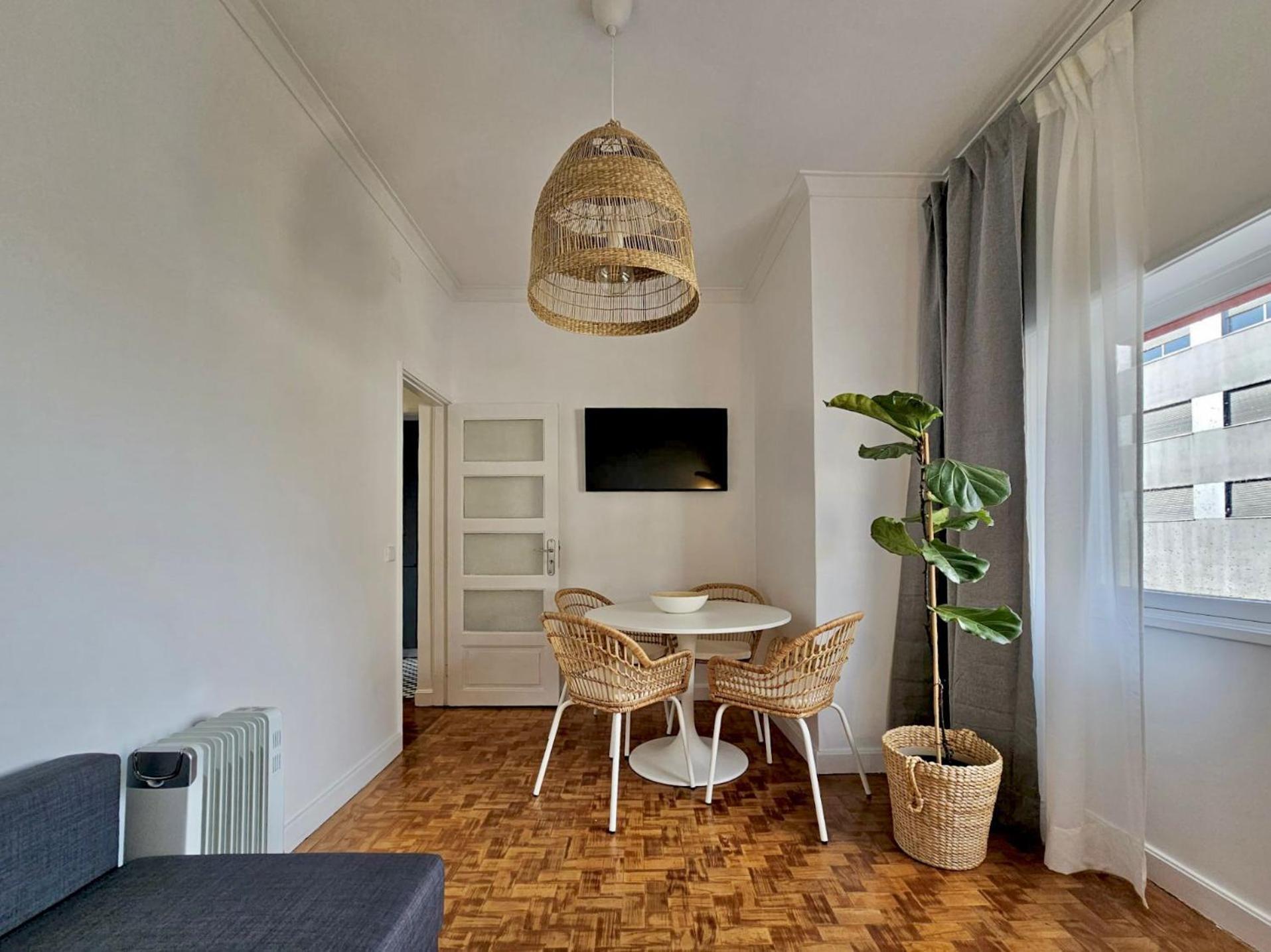 Apartment Lm Art *